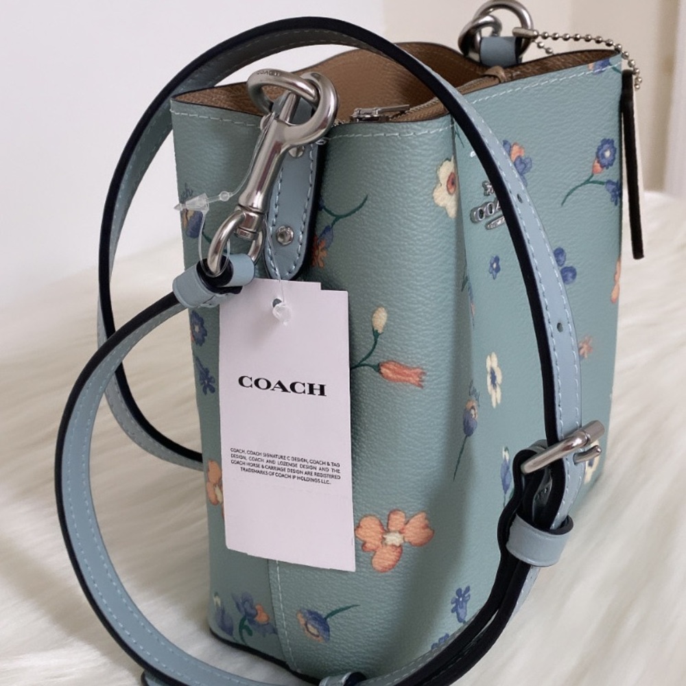 New💃Coach Mini Town Bucket Bag With Mystical Floral Print - Picture 2 of 9